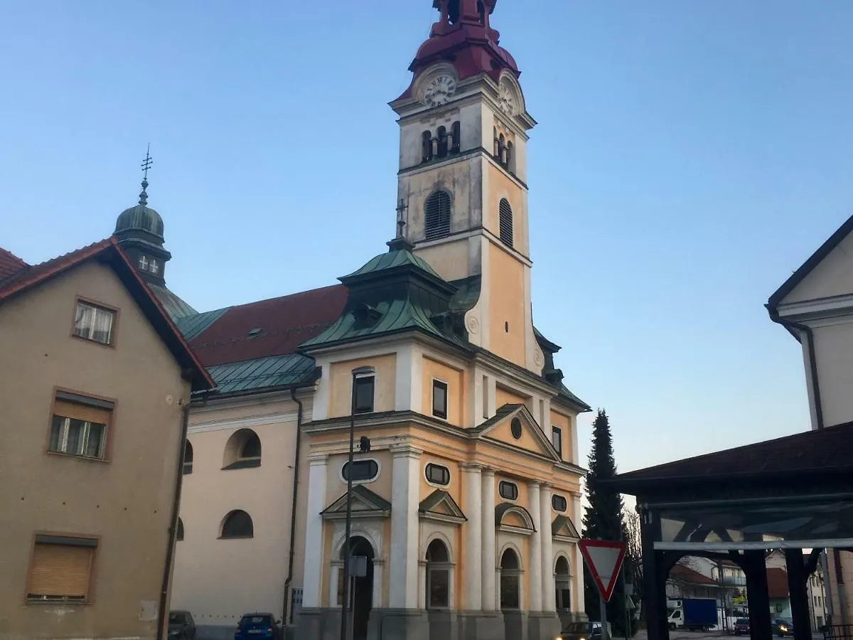 Cozy, Bright And Affordable Single Studio - Free Parking Ljubljana Apartment